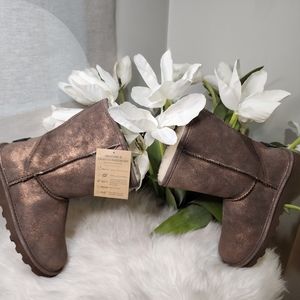 Bearpaw Emma Womens Suede Winter  Boots size8 new